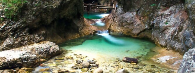 Trip Last Minute Reisen - schönste Klammen, Grotten, Schluchten, Gumpen & Höhlen sind ideale Ziele für einen Tirol Tagesausflug im Wanderurlaub. Reisetipp zu den schönsten Plätzen